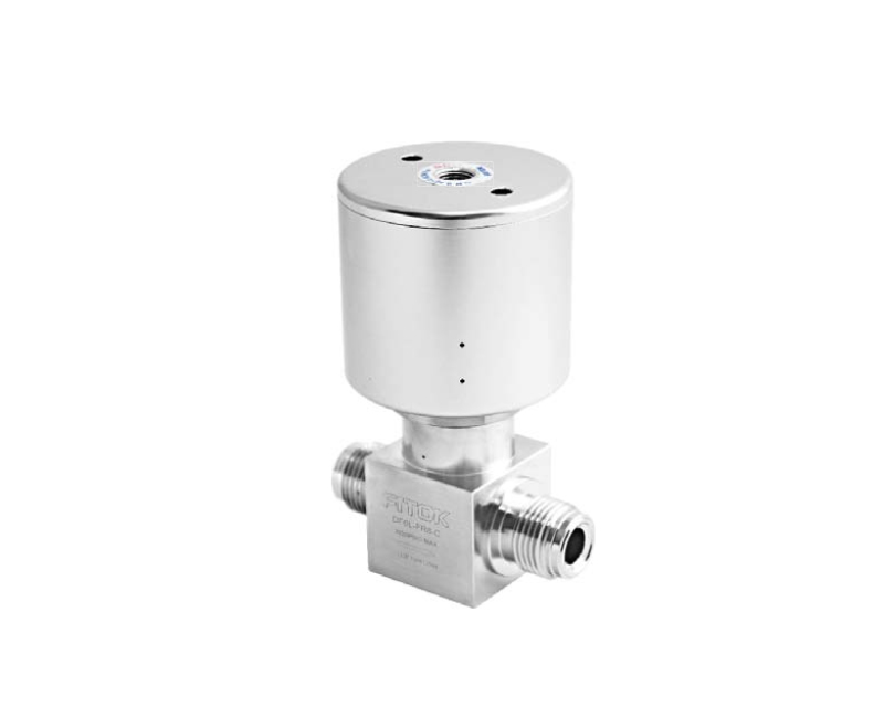 316L SS, DF Series Diaphragm Valve, High Pressure, High Flow, 1/2" Male FR Fitting, PCTFE Seats, 3000psig(206bar), -10°F to 150°F(-23°C to 65°C), 0.8 Cv, Normally Closed Pneumatic Actuator, FC-03 FITOK Ultra High Purity Cleaning and Packaging